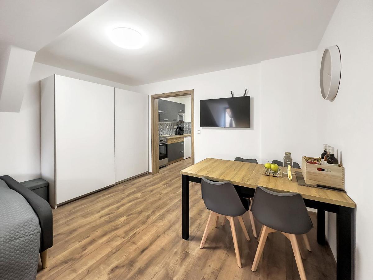 Apartment Katrin 1 Karlsbad Buitenkant foto
